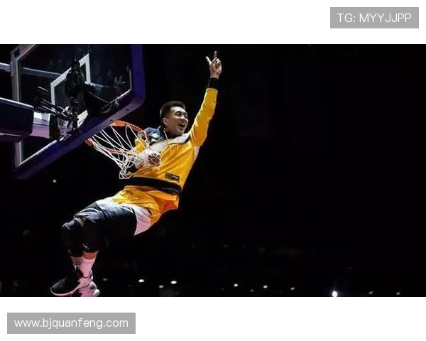 足球场上的幽默时刻各大明星搞笑瞬间大盘点 足球场上的幽默时刻各大明星搞笑瞬间大盘点