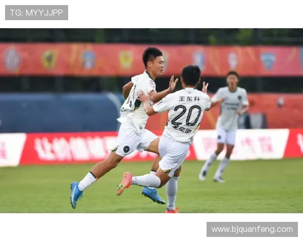 成都排球队以58分稳居锦标赛积分榜首位展现强劲实力